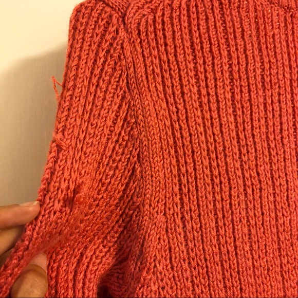 Coral crew neck wool sweater by Ann Taylor - Picture 5 of 6